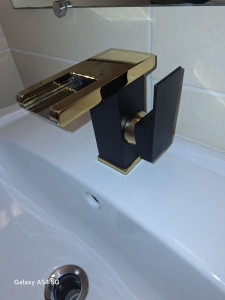 Photo de galerie - Remplacemnet de robinet 