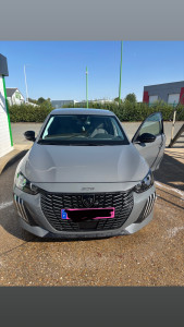 Photo de galerie - Lavage d’un voiture
