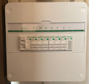 Photo de galerie - Poser raccordement d’un tableau électrique