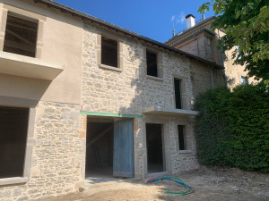 Photo de galerie - Réalisation de joints de pierre 