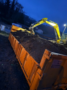 Photo de galerie - évacuation de terre végétale 