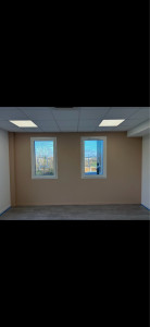 Photo de galerie - Peinture taupe d’un bureau d’une grande entreprise de Quimper 
