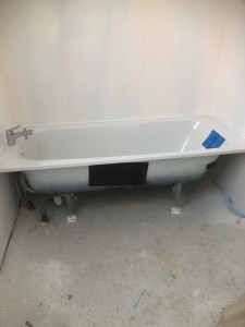 Photo de galerie - Poser un baignoire