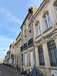 Photo de galerie - Reprise de maçonnerie et réfection du zinc travaux sur cordes 