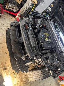 Photo de galerie - Demontage pour chaine de distribution