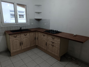 Photo de galerie - Installation meubles plus évier et plaque de cuisson 