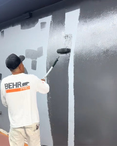 Photo de galerie - J’ai fait les peintures et les déclaration y a beaucoup de choses