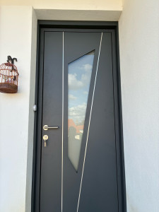 Photo de galerie - Pose porte d’entrée 
