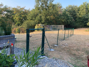 Photo de galerie - Pose portillons et grillage 