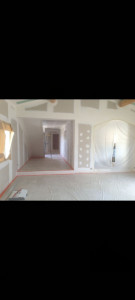 Photo de galerie - Rénovation total ancien grange en Airbnb photo avant peinture 