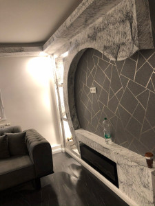 Photo de galerie - Travaux en plaques de plâtre réalisés par mes soins : création de cloisons, faux plafonds, habillage et finitions. Travail propre, précis et soigné