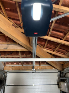 Photo de galerie - Motorisation porte de garage 