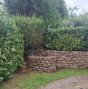 Photo de galerie - L'entretien du Jardin Des puits