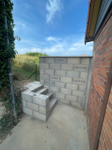 Photo de galerie - Maçonnerie parpaing+ réalisation escalier 