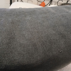 Photo de galerie -  suite coussin réparé est refait sans fermeture 
