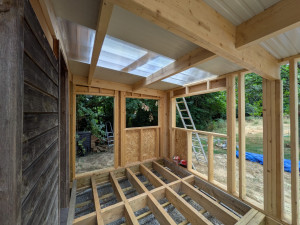 Photo de galerie - Extension ossature bois assemblages cachés 