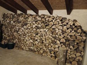 Photo de galerie - Découpe de bois et rangement 