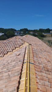 Photo de galerie - Réalisation d'une couverture sur maison neuve d'environ 400m2
