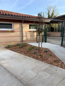 Photo de galerie - Aménagement d’un massif