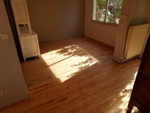 Photo de galerie - Ponçage d'un paquet 