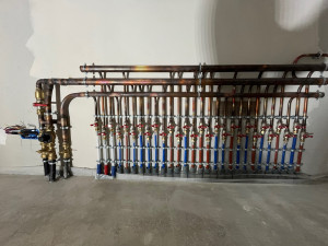 Photo de galerie - Nourrices sanitaire pour la distribution d’eau