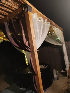 Photo de galerie - Pergola monter et décorer par mes soins 