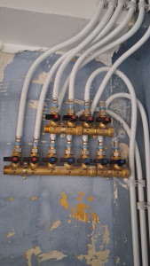 Photo de galerie - Connection d’arriver d’eau sur les nourisse