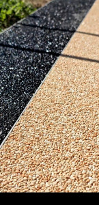 Photo de galerie - Noir + corail : la combinaison parfaite pour une terrasse extérieure qui ne passe pas inaperçue.

Vous avez une terrasse, un balcon, un escalier ou une allée à rénover ? Oubliez le carrelage et donnez une nouvelle vie à votre extérieur.