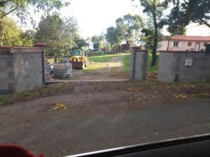 Photo de galerie - Réalisation d une entrée de propriété 