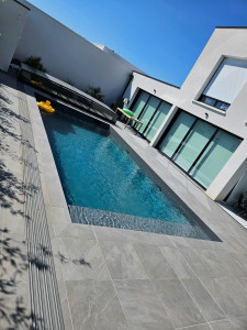 Photo de galerie - Terrasse extérieur piscine 