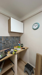 Photo de galerie - Montage plan de travail + faïence + meuble au mur