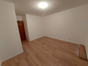 Photo de galerie - Enduit, peindre et poser le parquet 