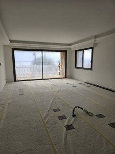 Photo de galerie - Fait les réserves d'une villa avec une double protection vérification et un révision générale avant de m'être la peinture de finition 