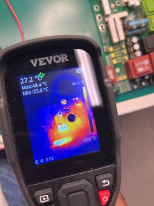 Photo de galerie - Détection de composants en surchauffe, identification rapide de composants en cours circuit