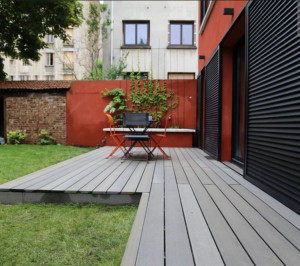 Photo de galerie - Création terrasse sûr plots.