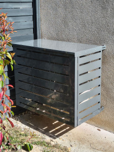 Photo de galerie - Montage cache groupe pompe a Chaleur.