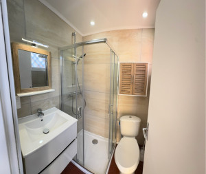 Photo de galerie - Rénovation complète d’une salle de bains sur le Grau d’Agde