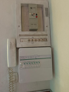 Photo de galerie - Installation d'un tableau électrique au norme 