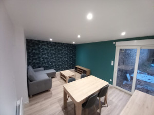 Photo de galerie - Peinture tapisserie et ameublement.