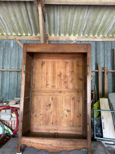 Photo de galerie - Déménagement d’une ancienne armoire assez lourde, Vannes - Locqueltas