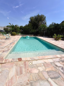 Photo de galerie - Piscine entretenue île de Ré 