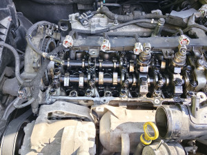 Photo de galerie - Changement de deux injecteurs sur une Opel Astra j + changement du joint de cache culbuteurs 