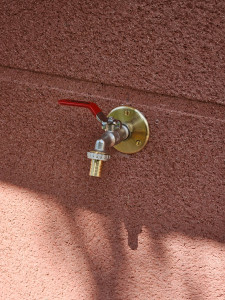 Photo de galerie - Installation d'un robinet extérieur 