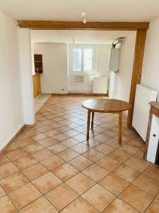 Photo de galerie - Nettoyage et la peinture, un appart abandonné depuis 3ans. Client satisfaite 