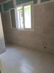 Photo de galerie - Rénovation salle de bain carrelage et faïence 