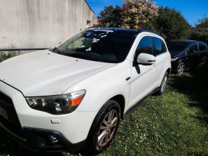 Photo de galerie - Mitsubishi asx avant polissage 