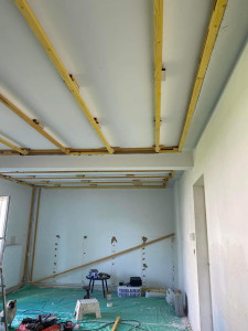 Photo de galerie - Préparation Faux plafond.