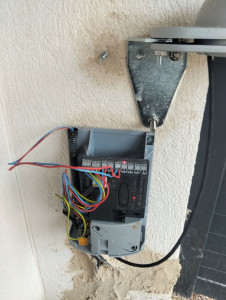 Photo de galerie - Installation portails électrique 