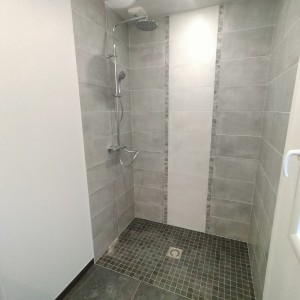 Photo de galerie - Remplacement d'une ancienne douche avec une nouvelle à l'italienne 