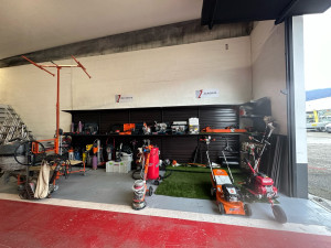 Photo de galerie - Bricolage et multi services